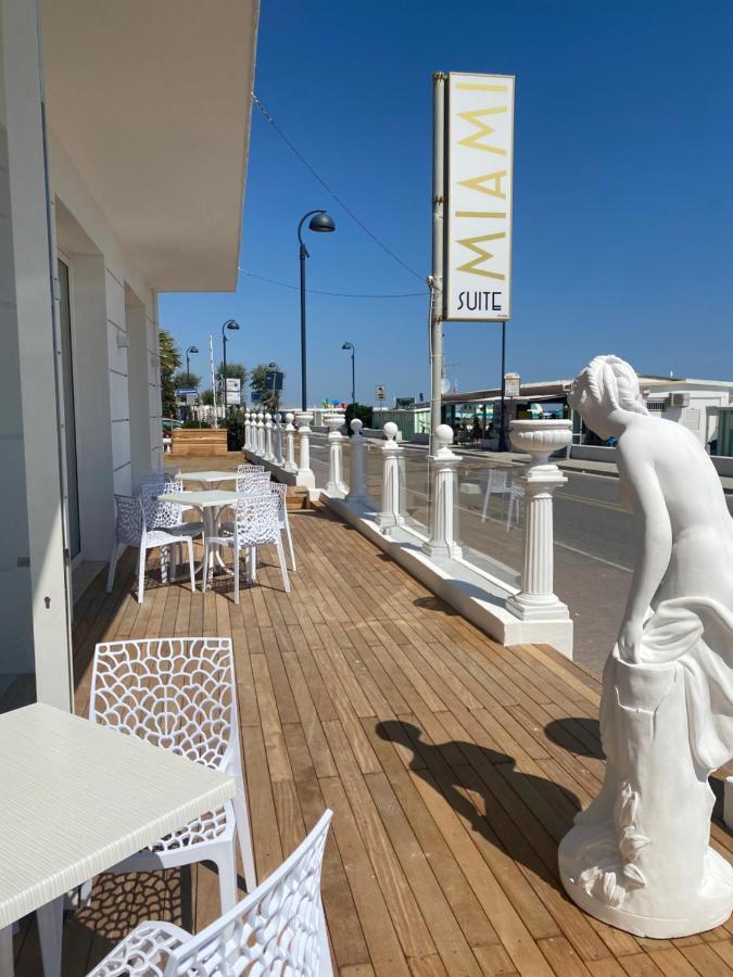 Miami Suite Hotel Bellaria-Igea Marina Exteriör bild