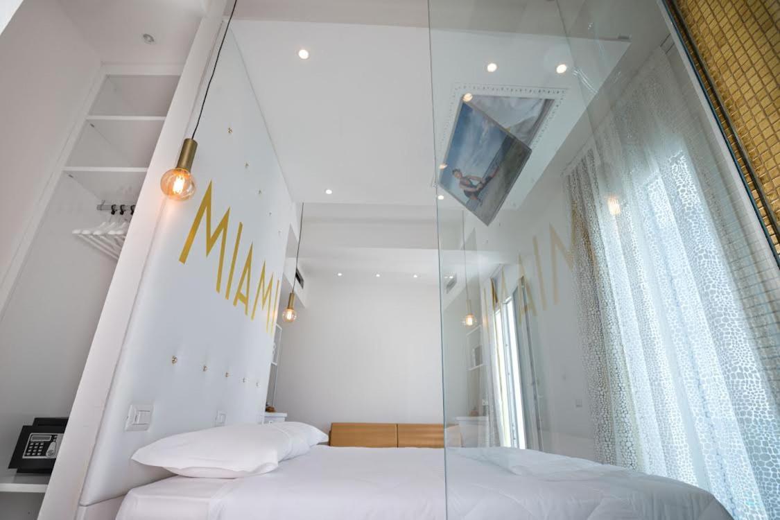 Miami Suite Hotel Bellaria-Igea Marina Exteriör bild