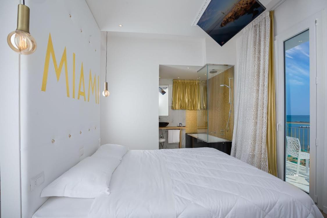 Miami Suite Hotel Bellaria-Igea Marina Exteriör bild