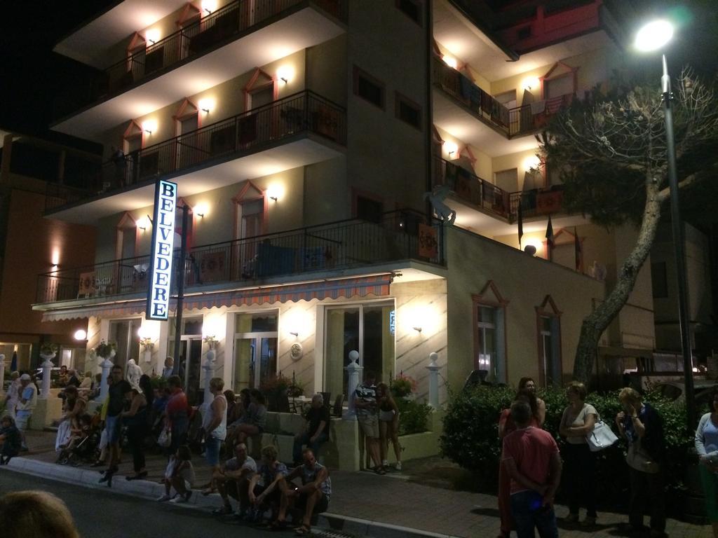 Miami Suite Hotel Bellaria-Igea Marina Exteriör bild