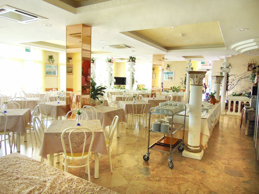 Miami Suite Hotel Bellaria-Igea Marina Exteriör bild